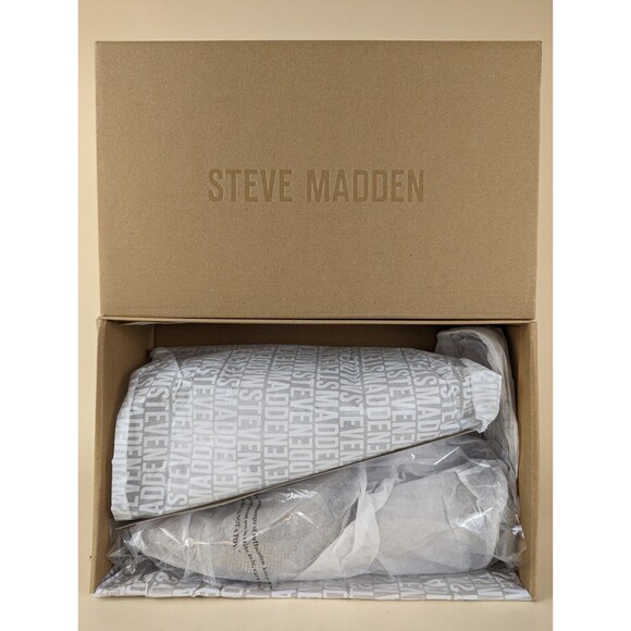 Steve Madden Mezmoryz Loafers Mens 8 Black Gold Studded Slip On Shoes NWB - Picture 12 of 13